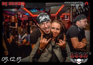 магнитни снимки, снимки с магнит, снимки за хладилник, магнитни снимки бар Rock It, фотомагнити, магнити за събитие, подаръци за събитие, магнитни снимки за хладилник