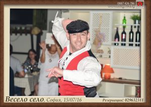 магнити за хладилник, Подаръци за гости, идеи за фотоподаръци, магнитни снимки Весело село, фотомагнити за събитие