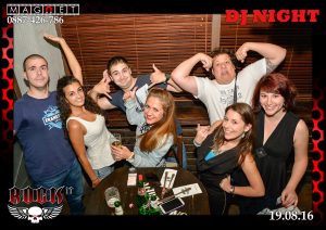 Подаръци за гости, идеи за фото подаръци, магнити за събития, магнити за хладилник, магнитни снимки, магнитни снимки Rock It, подаръчета за гости, снимки за хладилник,